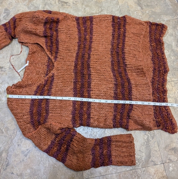 Free People Medium Burnt Orange & Wine Red Oversize Chunky Knit High Low Sweater - Picture 8 of 8